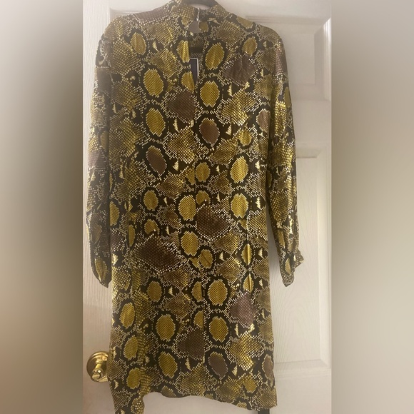 🟡NEVER WORN! | ZARA DRESS | Size: Small | Snake-print Pattern - Picture 8 of 17